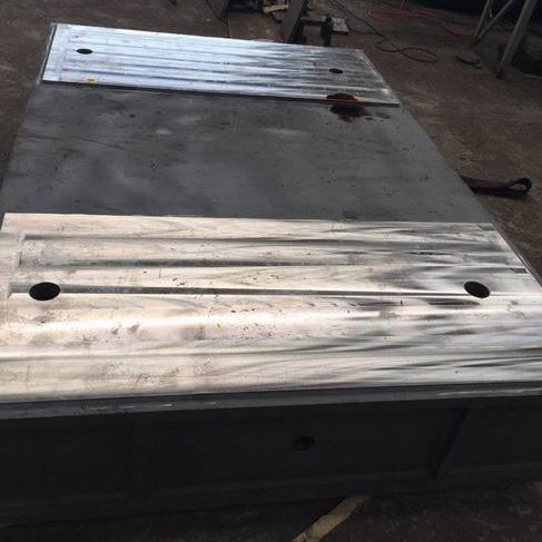 Crusher Tsav Tsheb